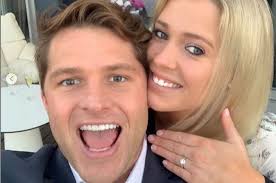 1990'a kadar yazdıklarından bir kısmı derlenmiş. Princess Diana S Niece Lady Amelia Spencer Gets Engaged To Her Uct Sweetheart In Sa Channel