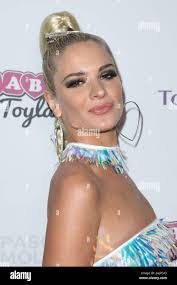 Danielle Patino's Instagram, Twitter & Facebook