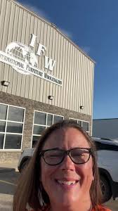 This is the ultimate rocking chair! The auto rocker is revolutionizin...