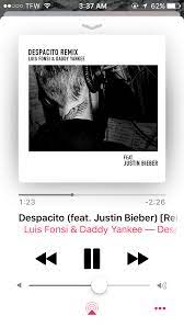 Despacito quiero respirar tu cuello despacito deja que te diga cosas al oído para que te acuerdes si no estás conmigo. Luis Fonsi Daddy Yankee Despacito Ft Justin Bieber Daddy Yankee Justin Bieber Musica