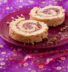 Gateau Roule Sans Gluten Aux Framboises Et Amandes Recette Gateau Roule Gateau Roule Recette Recettes De Cuisine
