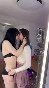 ickyy Trans Makeout - Thothub