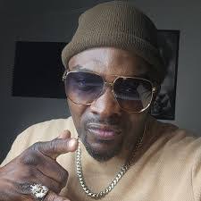 Derrick Corey's Instagram, Twitter & Facebook