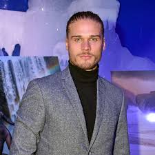 Maybe you would like to learn more about one of these? Rurik Gislason Privat Hat Der Fussballer Eine Freundin