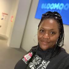 🏀 Sharpshooter. Record Breaker. Hometown Hero. From lighting up the court  at P.L. Dunbar to making history at the University of Cincinnati, Darnell  Burton defined excellence from the three-point line and beyond.