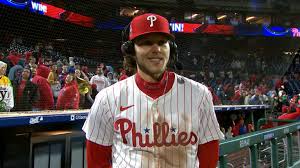 Alec Bohm clutch hit leads Phillies to win