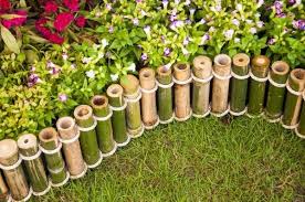 Top 15 Einfache Und Attraktive Diy Projekte Mit Bambus Bambuszaun Bambus Garten Beetumrandungen