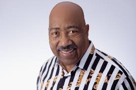 Stephen Everett's Instagram, Twitter & Facebook