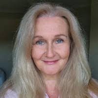 Candi Hart's Instagram, Twitter & Facebook