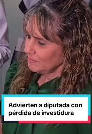 Advertencia a diputada Rocío Vallejo sobre investidura