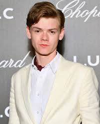 The Queen S Gambit S Thomas Brodie Sangster Looks Back On Love Actually I Had No Idea In 2020 Thomas Brodie Sangster Thomas Brodie Brodie Sangster