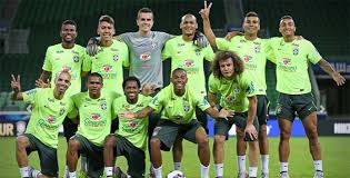 Marquinhos é um substantivo, diminutivo masculino plural de marco; Copa America Kader Selecao 2015 Brasilienportal