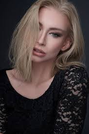 Sandra Markus's Instagram, Twitter & Facebook