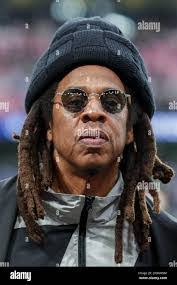 Jay London's Instagram, Twitter & Facebook