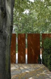 Sichtschutz, wasserobjekte und vieles mehr aus cortenstahl und anderen materialien. Pin Auf Garten