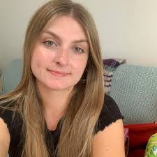 Lisa Byford's Instagram, Twitter & Facebook