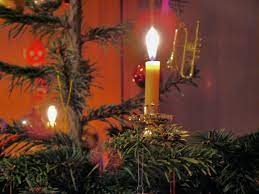 Maybe you would like to learn more about one of these? Datei Candle On Christmas Tree 2 Jpg Wikipedia
