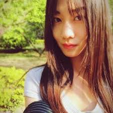 Yue Wang's Instagram, Twitter & Facebook