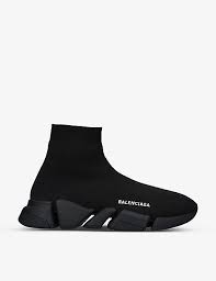 Keveät kesäpaidat koko perheelle edullisesti secondhandina. Browse Our Sleek Selection Of Balenciaga Selfridges