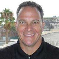 Daniel Bertram's Instagram, Twitter & Facebook