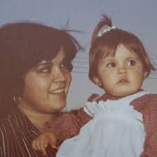 Que la risa, la imaginación y la alegría de ser niño nunca se apaguen en tu  corazón. 🌟 ¡Feliz Día del Niño! Con mucho cariño, Dra. Michelle Aréchiga.  💙👧🧒. 💙 Tus riñones