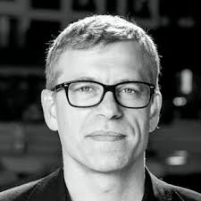 Craft flexible and maintainable front-ends with Tomasz Bak