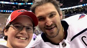 Alex ovechkin's missing front tooth has been part of his trademark smile since his rookie year. Ovechkin Thinking Of Luey During Eastern First Round For Capitals