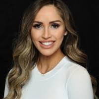 Stacey Lawrence's Instagram, Twitter & Facebook