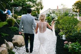 The amount you will spend on a wedding can vary greatly, depending on inviting 20 or 30 of your closest family members and friends to a backyard wedding, for instance, will cost. Your Essential Guide To Planning A Backyard Wedding At Home