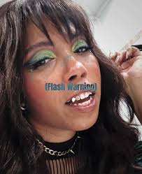 Danielle LOOKS SO GOOD in that photo (she always does <333) ALSO @rianna™️  GNARLY HAS GROWN OK MY SO MUCH ITS SOOO ADDICTIVE I CANT GET IT OUT OF MY  HEAD #collegehumor #dropout #dropouttv #gamechanger ...