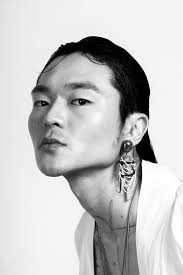 My new sea theme brooch #brooch #jewelry #fiberart #contemporaryart  #contemporaryjewelry #marikokusumoto #fibersculpture #wearableart