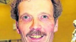 Fußball: Fußball: Cupverteidiger benötigt Verlängerung