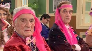 Explore and share the best peru gifs and most popular animated gifs here on giphy. Com Quase 100 Anos Orlando Drummond Volta A Ser O Seu Peru Na Escolinha Do Professor Raimundo