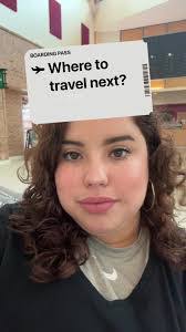 Laura Guajardo's Instagram, Twitter & Facebook