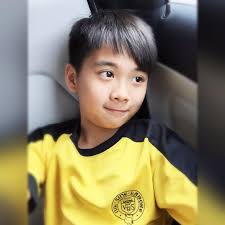 恭喜@aloypang @xubin_ @kimberlychia 被入围Stars Awards 不同的奖项，发现自己也被入围青苹果🍏奖！Very  excited 💘😍😘 #NoonTalkMedia #StarsAwards