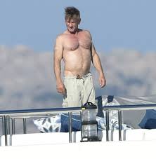 Maybe you would like to learn more about one of these? Celebitchy Ø¹Ù„Ù‰ ØªÙˆÙŠØªØ± Leo Dicaprio Sean Penn Are On A Yacht In Sardinia With Their Young Girlfriends Https T Co Ccelq9j8e5