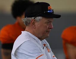 Mike Gundy talks about the Texas defense and his senior analysts.