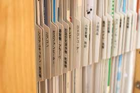 やっと解決 シンプル白いグッズ 無印で ストレスなしの取説収納ヾ ﾉ 書類の整理のこと 説明書 収納 収納 アイデア インテリア 収納