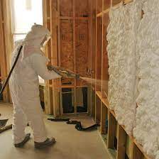 Izolatia mansardei cu spuma poliuretanica. IzolaÈ›ii Cu Spuma PoliuretanicÄƒ Constanta Home Facebook