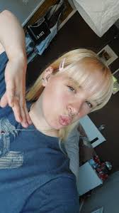 I feel like I switched from one taylor to the other in the you belong with  me music video when I died my hair, I can't tell which I prefer? Any  opinions?