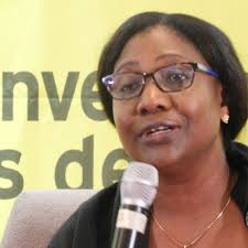 Estherine Lisinge-Fotabong (@EstherineF)