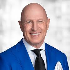 Daniel Kofman's Instagram, Twitter & Facebook