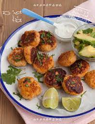 Salmon Fish Cakes With Avocado And Yogurt Lime Dressing Baby Led Feeding