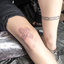 Tattoos the first tattoo i ever got was on my foot. Pin On Halsey Tattoos