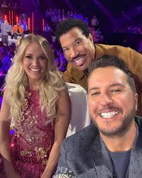 Your #americanidol judges are ready to rock n roll tonight!