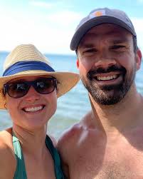 Still riding high off the energy from a sold out show at the historic  @memorialhallotr with Genesis Retouched. I'm forever grateful for these  opportunities to make music with such an incredible group