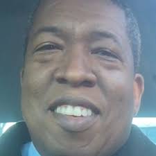 Lou Brady 💯 (@louisbrady)