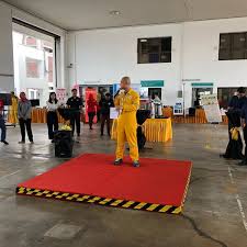 Operates in the processing of sweet crude and condensates into petroleum products and feedstock. Fotos Bei Petronas Penapisan Melaka Sdn Bhd Coworking Buro