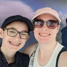 nichole rivers (@choleyrivs05)