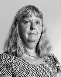 Barbara Merrill's Instagram, Twitter & Facebook